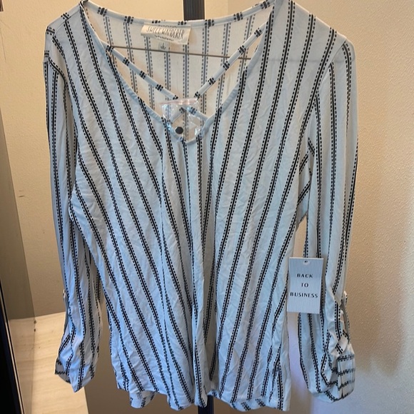 Sweet Wander New With tags Size Large Long Sleeve - Picture 1 of 4